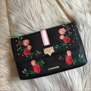 NWOT Rampage Embroidered Purse